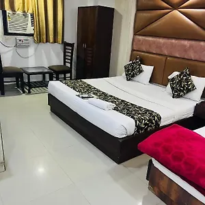 4* Hotel Aerotech Near Igi Airport